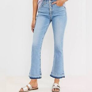Loft Light Wash Let Down Exposed Button Fly Hem Kick Crop Jeans 00 / 24 Petite